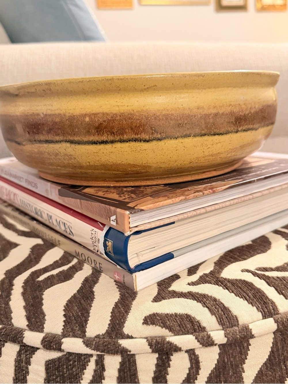 Signed Kiyo Yano California Studio Art Pottery Drip Glaze Bowl Brown Tan 10”